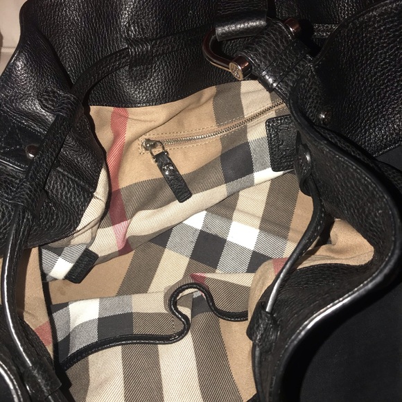 Authenticated Burberry black leather bag - Picture 8 of 11